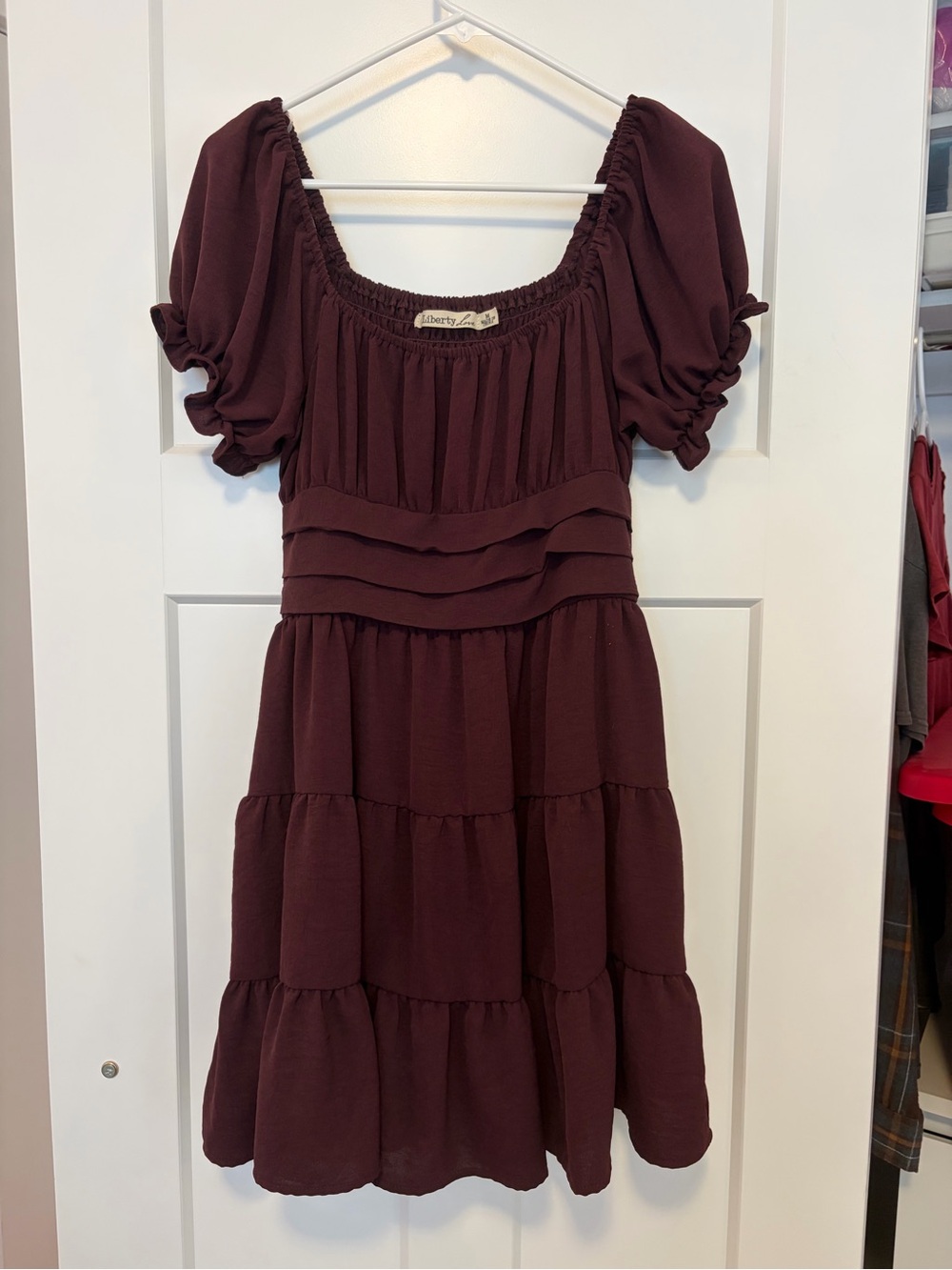 NWOT Purple Tiered Puff-Sleeve Mini Dress